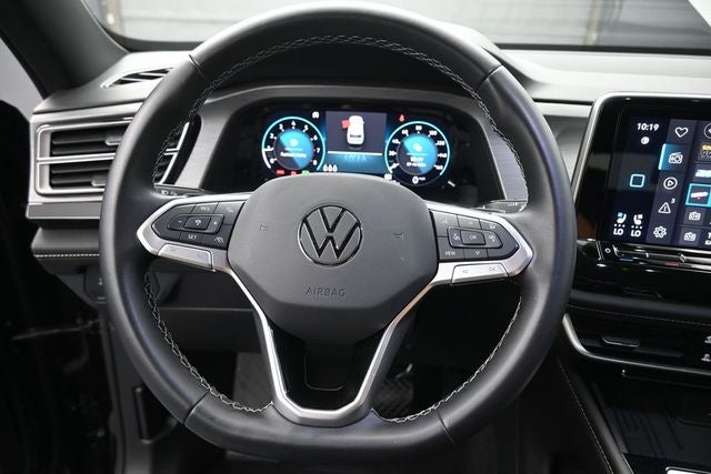 2025 Volkswagen Atlas Cross Sport 2.0T SE w/Technology