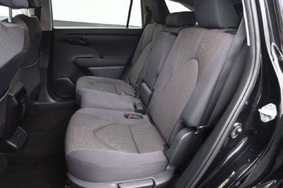 2025 Toyota Highlander LE