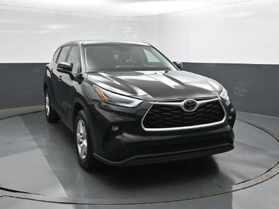 2025 Toyota Highlander LE