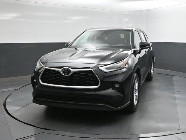 2025 Toyota Highlander LE