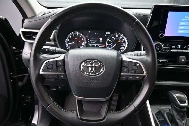 2025 Toyota Highlander LE