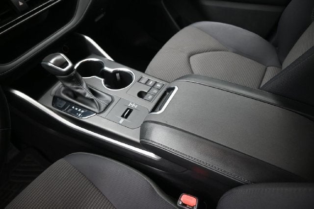 2025 Toyota Highlander LE
