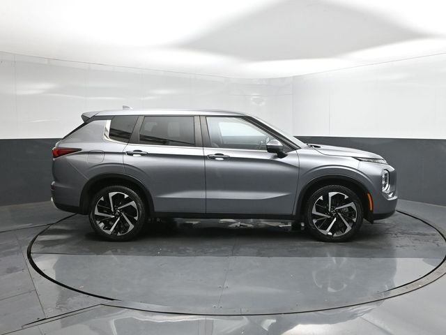2024 Mitsubishi Outlander SE Black Edition