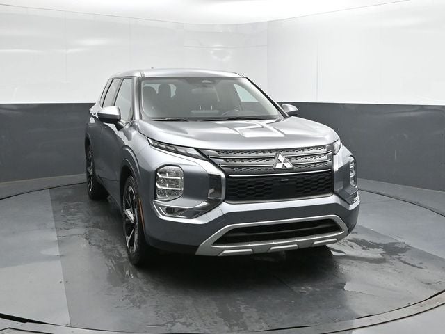 2024 Mitsubishi Outlander SE Black Edition
