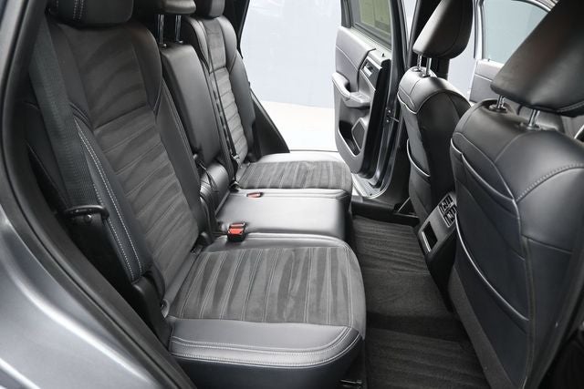 2024 Mitsubishi Outlander SE Black Edition