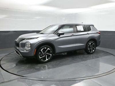 2024 Mitsubishi Outlander SE Black Edition