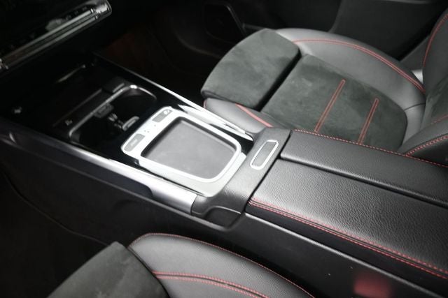 2024 Mercedes-Benz GLB GLB 250