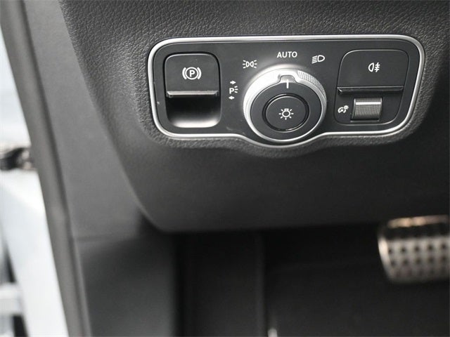 2024 Mercedes-Benz GLB GLB 250