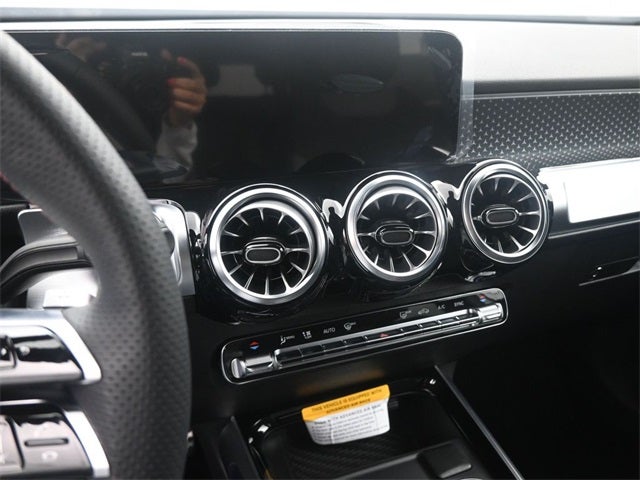 2024 Mercedes-Benz GLB GLB 250