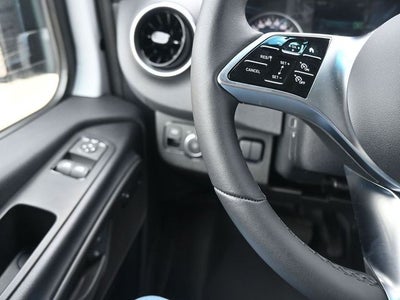 2024 Mercedes-Benz eSprinter 2500 Cargo 170 WB High Roof