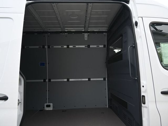 2024 Mercedes-Benz eSprinter 2500 Cargo 170 WB High Roof