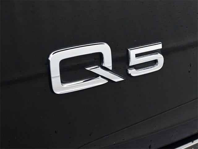 2024 Audi Q5 40 Premium quattro