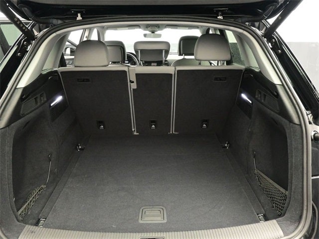 2024 Audi Q5 40 Premium quattro