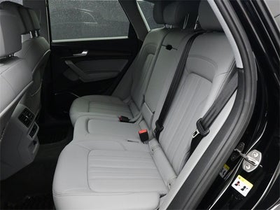 2024 Audi Q5 40 Premium quattro