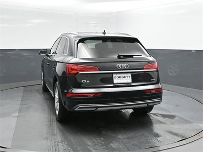 2024 Audi Q5 40 Premium quattro