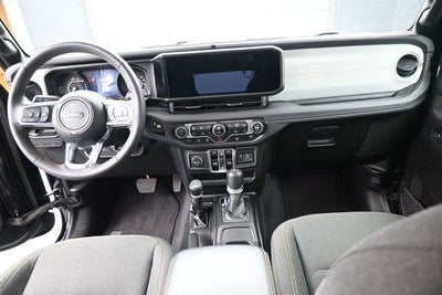2025 Jeep Wrangler Sahara