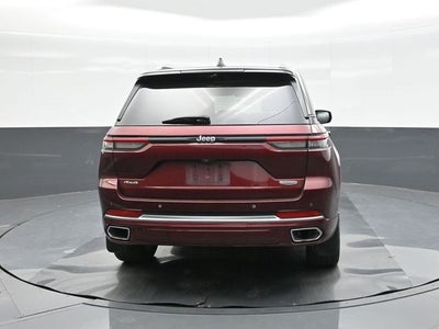 2022 Jeep Grand Cherokee Summit