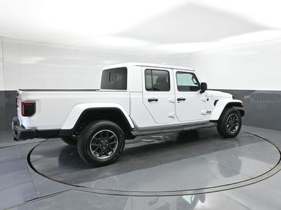 2022 Jeep Gladiator Overland