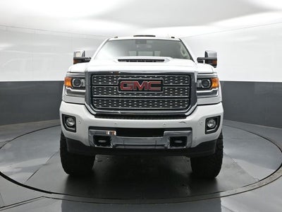 2019 GMC Sierra 2500HD Denali Duramax Plus Pkg Lifted