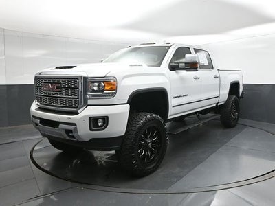 2019 GMC Sierra 2500HD Denali Duramax Plus Pkg Lifted