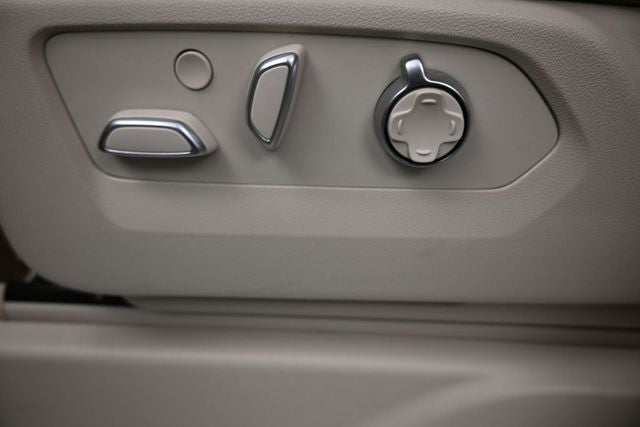 2022 Cadillac Escalade Premium Luxury Platinum