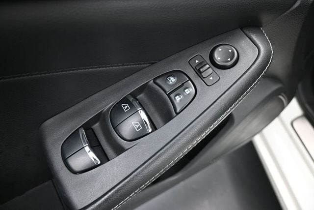 2017 Nissan Maxima Platinum