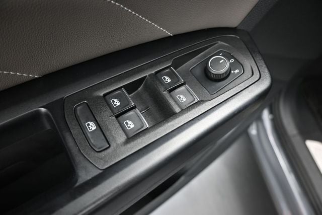 2021 Volkswagen Atlas Cross Sport 2.0T SE w/Technology