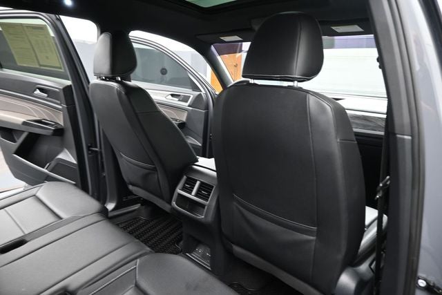 2021 Volkswagen Atlas Cross Sport 2.0T SE w/Technology