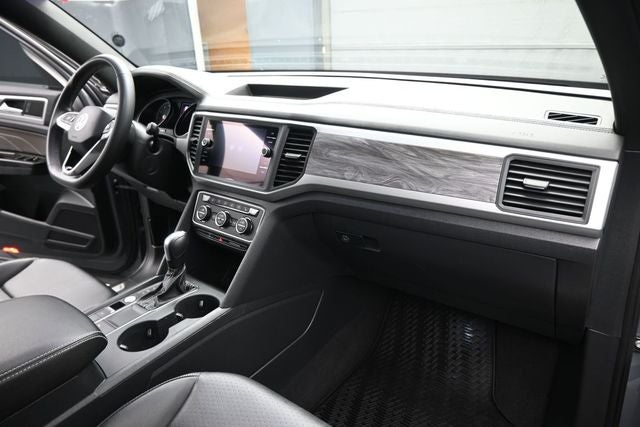 2021 Volkswagen Atlas Cross Sport 2.0T SE w/Technology