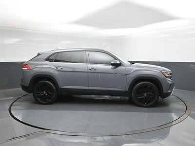 2021 Volkswagen Atlas Cross Sport 2.0T SE w/Technology