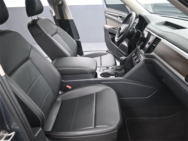 2023 Volkswagen Atlas 2.0T SE w/Technology