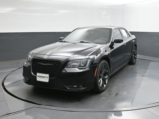 2023 Chrysler 300 S