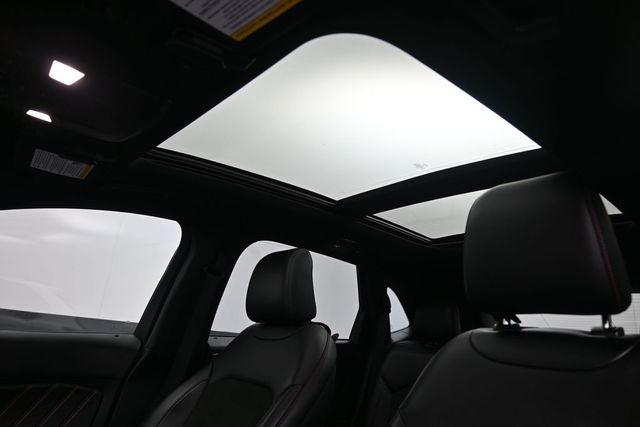 2020 Ford Edge ST Line