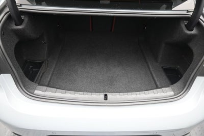 2024 BMW 3 Series 330i
