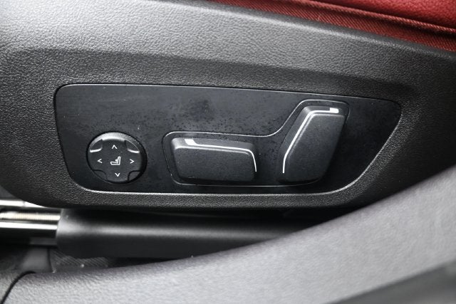 2024 BMW 3 Series 330i