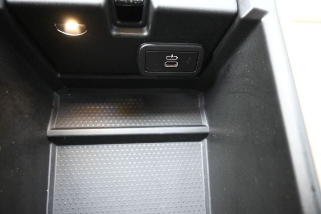 2024 BMW 3 Series 330i