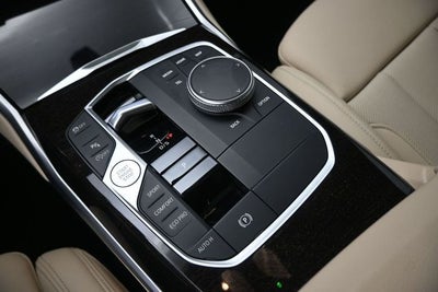 2024 BMW 3 Series 330i