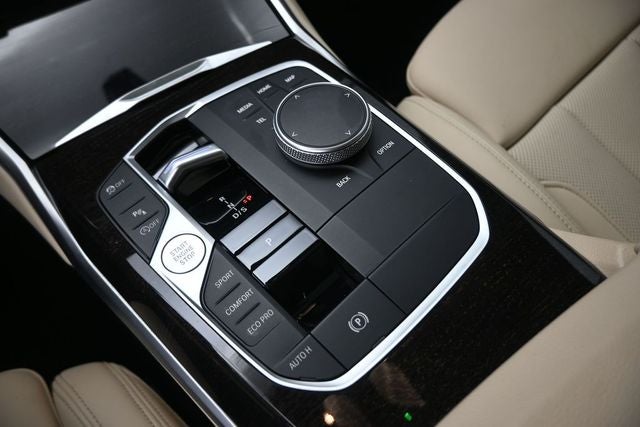 2024 BMW 3 Series 330i