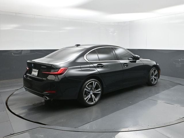 2024 BMW 3 Series 330i