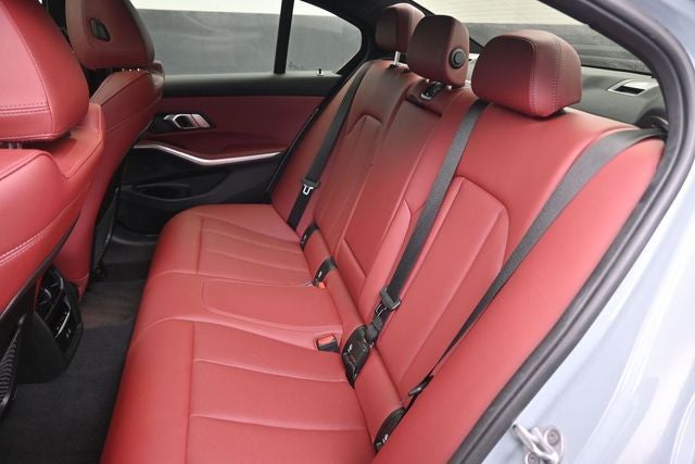 2023 BMW 3 Series 330i