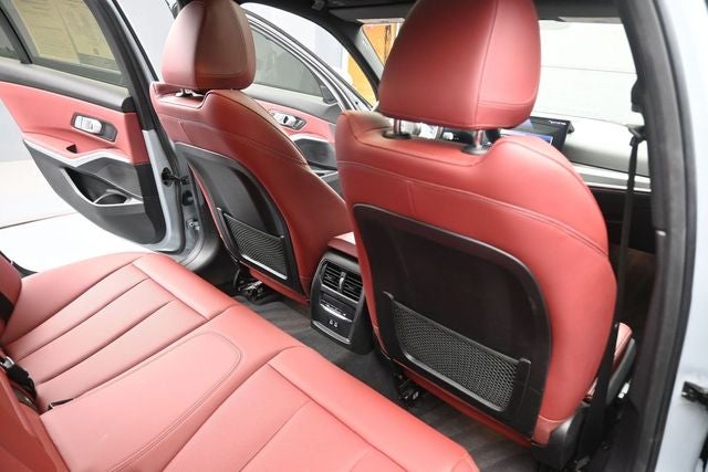 2023 BMW 3 Series 330i
