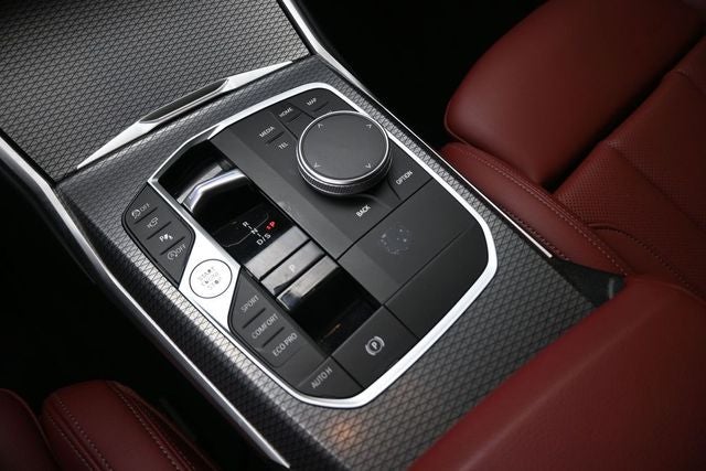 2023 BMW 3 Series 330i