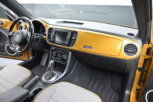 2017 Volkswagen Beetle 1.8T Dune