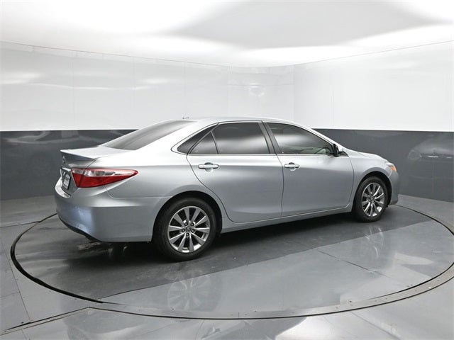 2016 Toyota Camry XLE