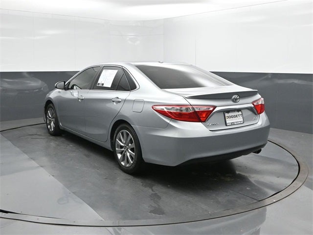 2016 Toyota Camry XLE