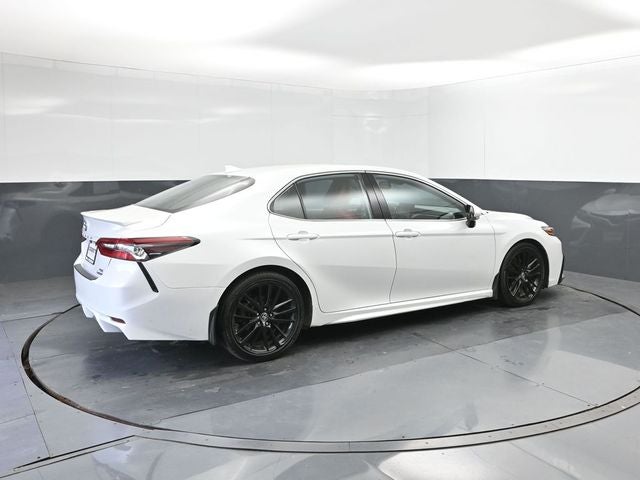2022 Toyota Camry Hybrid XSE