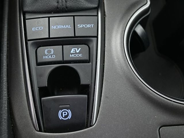 2022 Toyota Camry Hybrid XSE