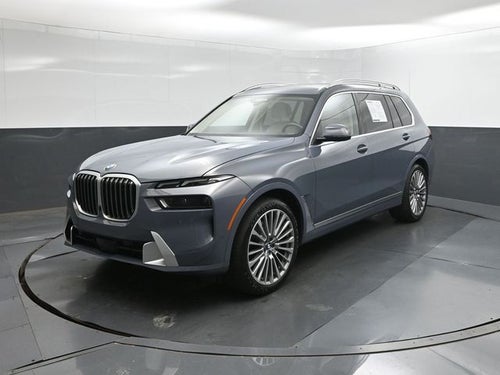 2025 BMW X7 xDrive40i