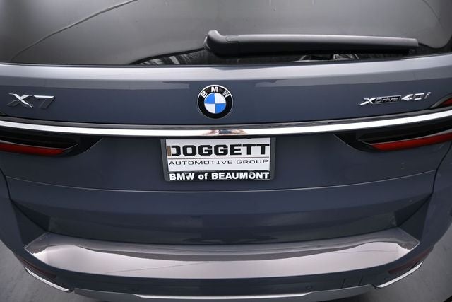 2025 BMW X7 xDrive40i