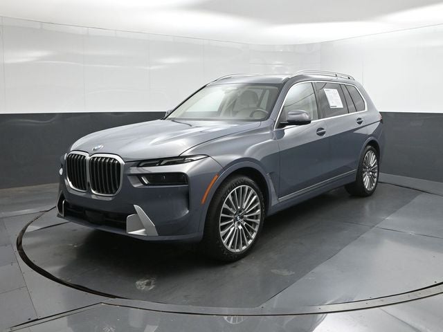 2025 BMW X7 xDrive40i